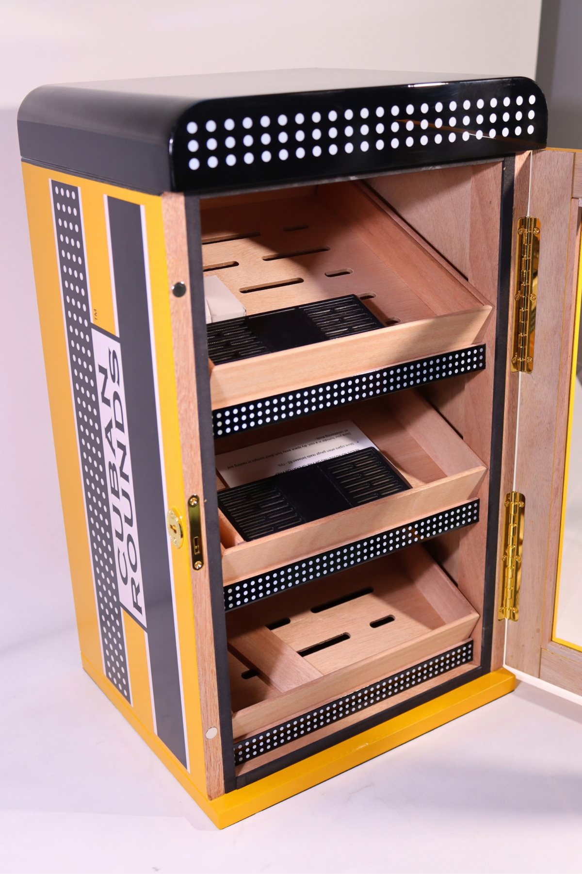 Parmida 3 Çekmeceli Humidor Puro Saklama Kutusu PHUM0248 – yakından görünüm