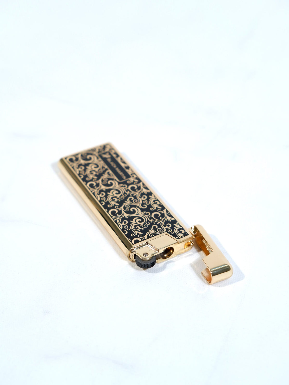 Black Martin Tek Torch Çakmak Siyah-Gold BM473 – detay görünümü