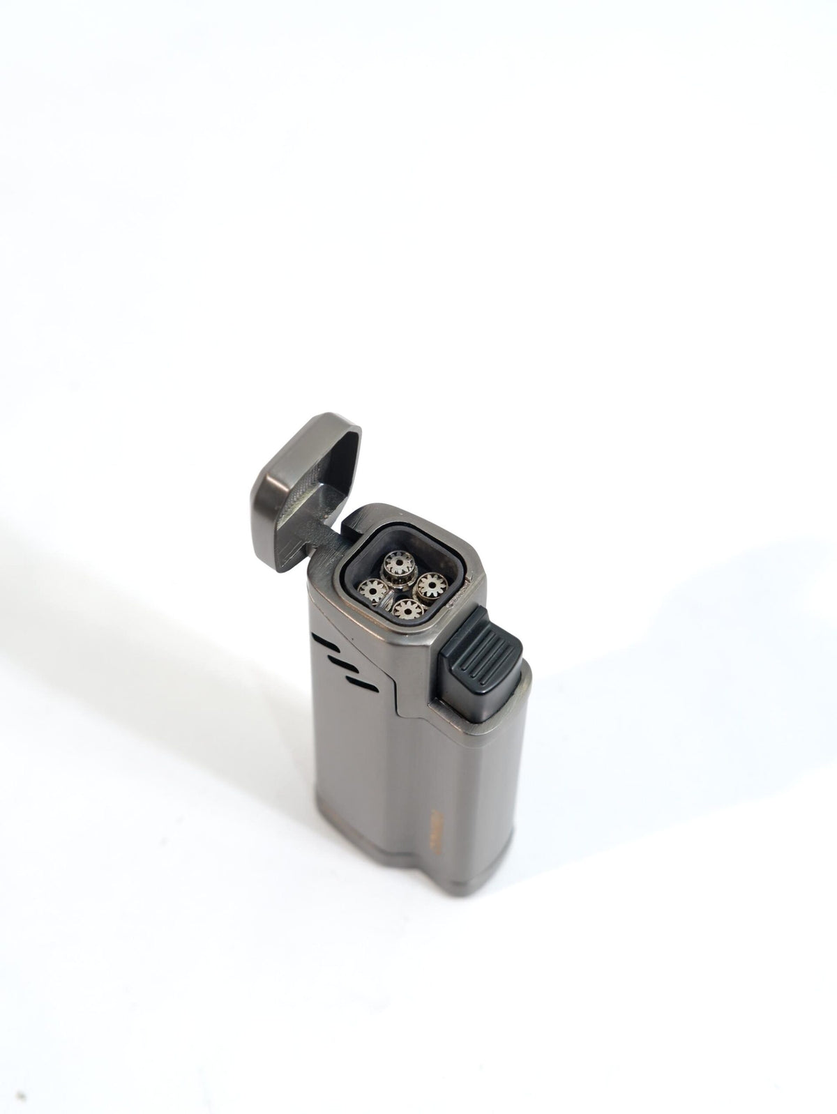 Cohiba Gunmetal Dört Torch Puro Çakmak CCM0861 – detay görünümü