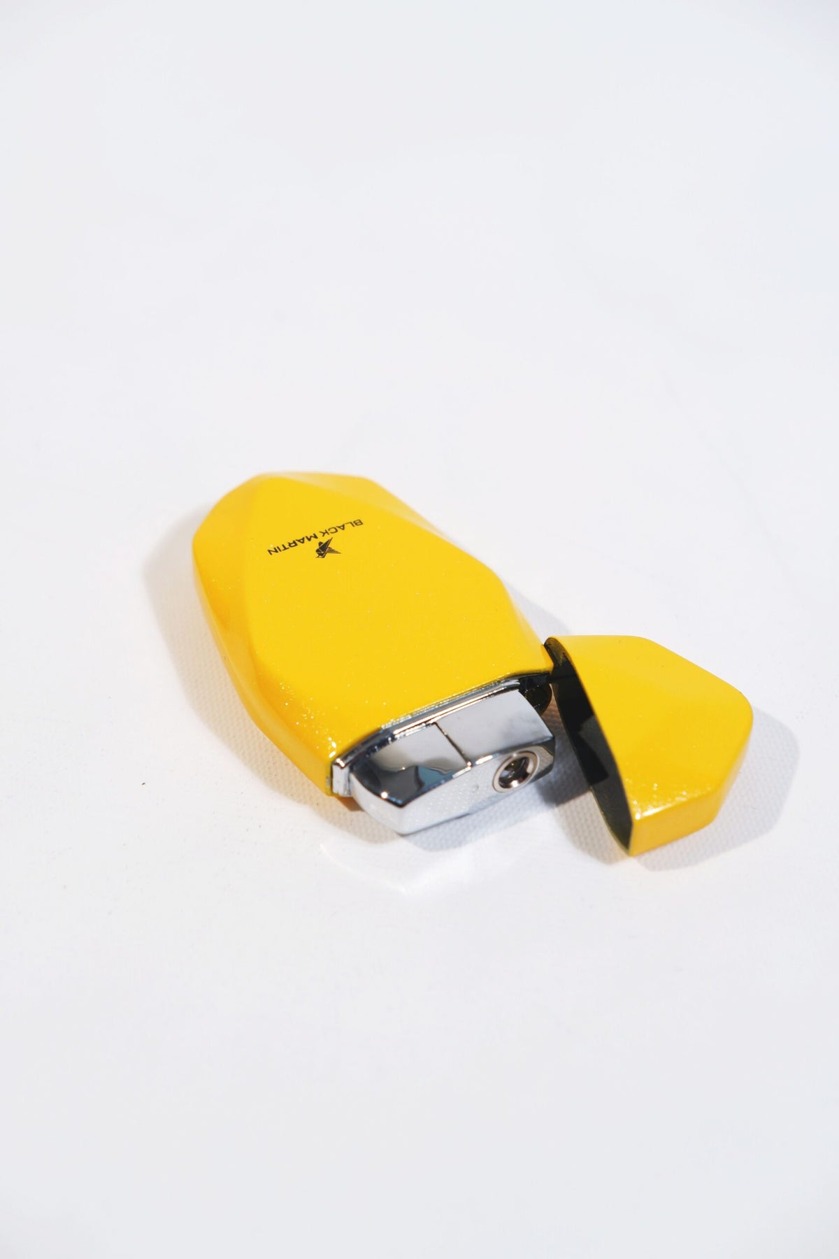 Black Martin Tek Torch Çakmak Sarı BM409 – detay görünümü