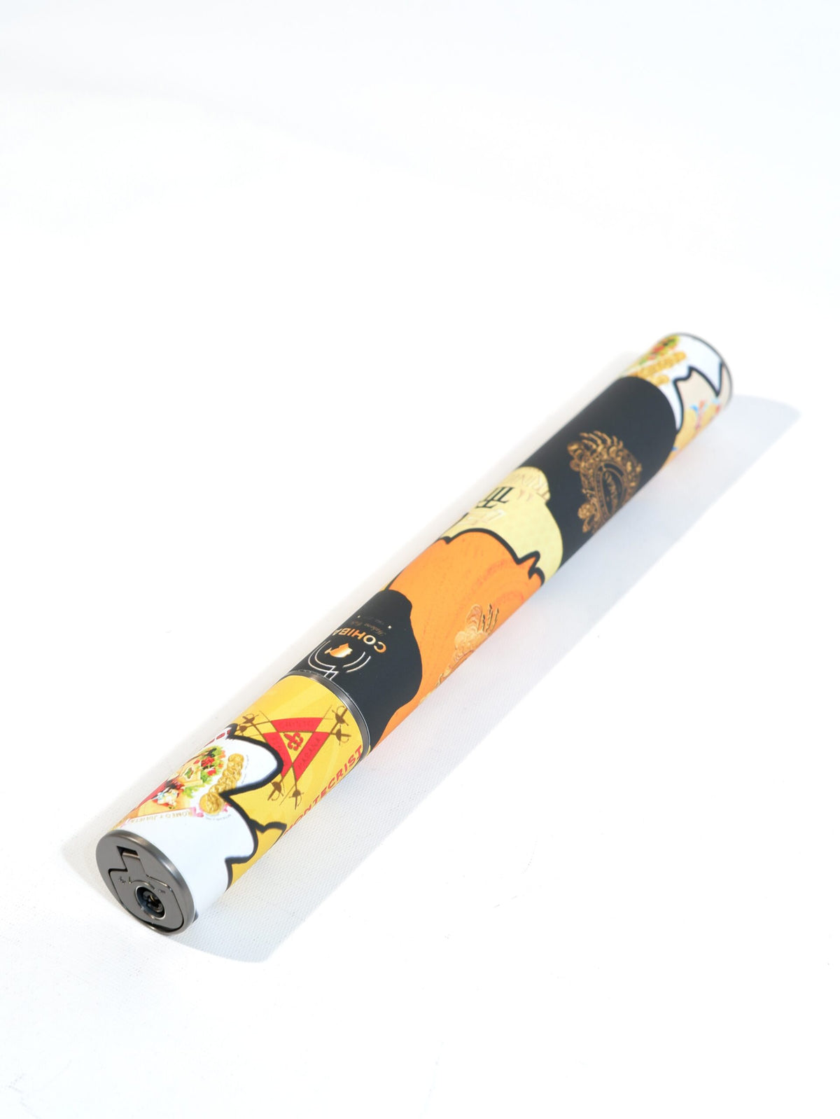 Cohiba 55.Yıl Desenli Çakmak ve Puro Tüpü CCM0796 – yan görünüm