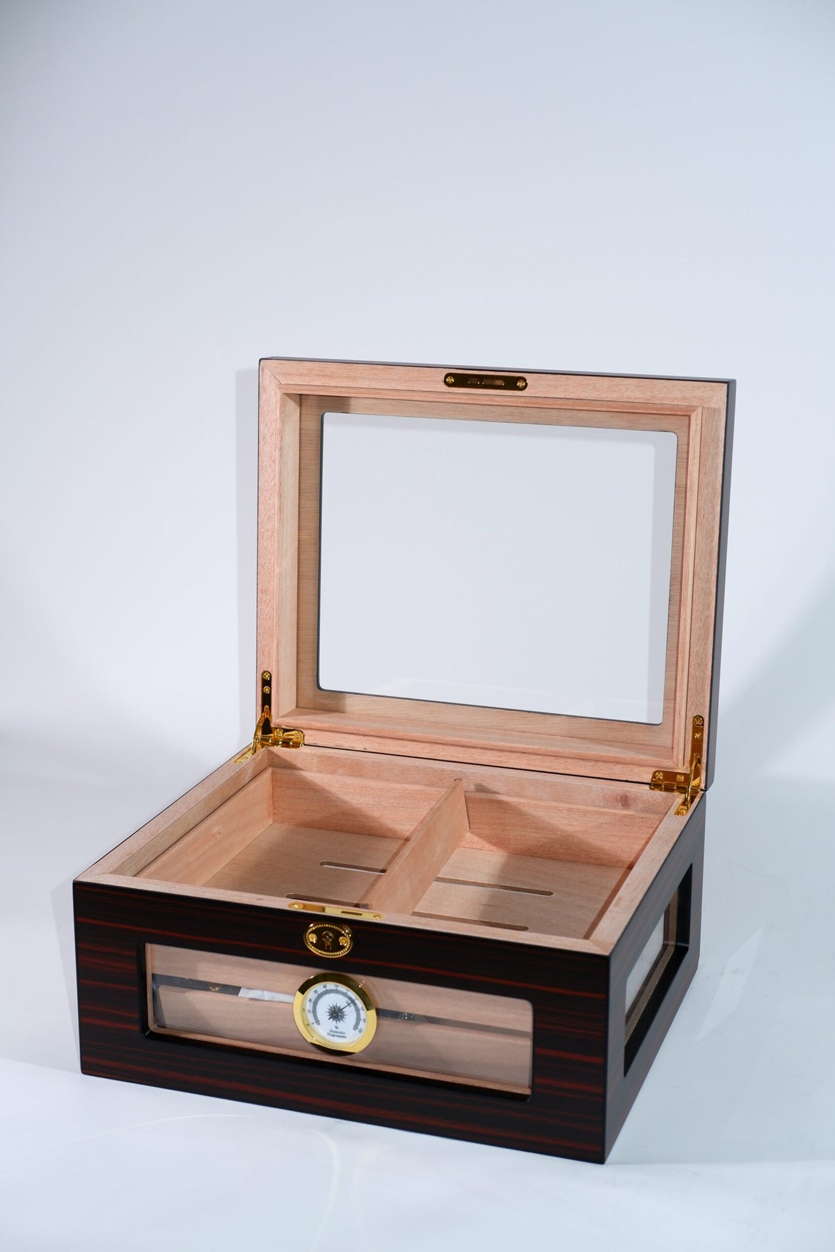 Parmida Kahverengi Sedir Ağacı Nemlendirici Humidor PHUM0218 – yakından görünüm