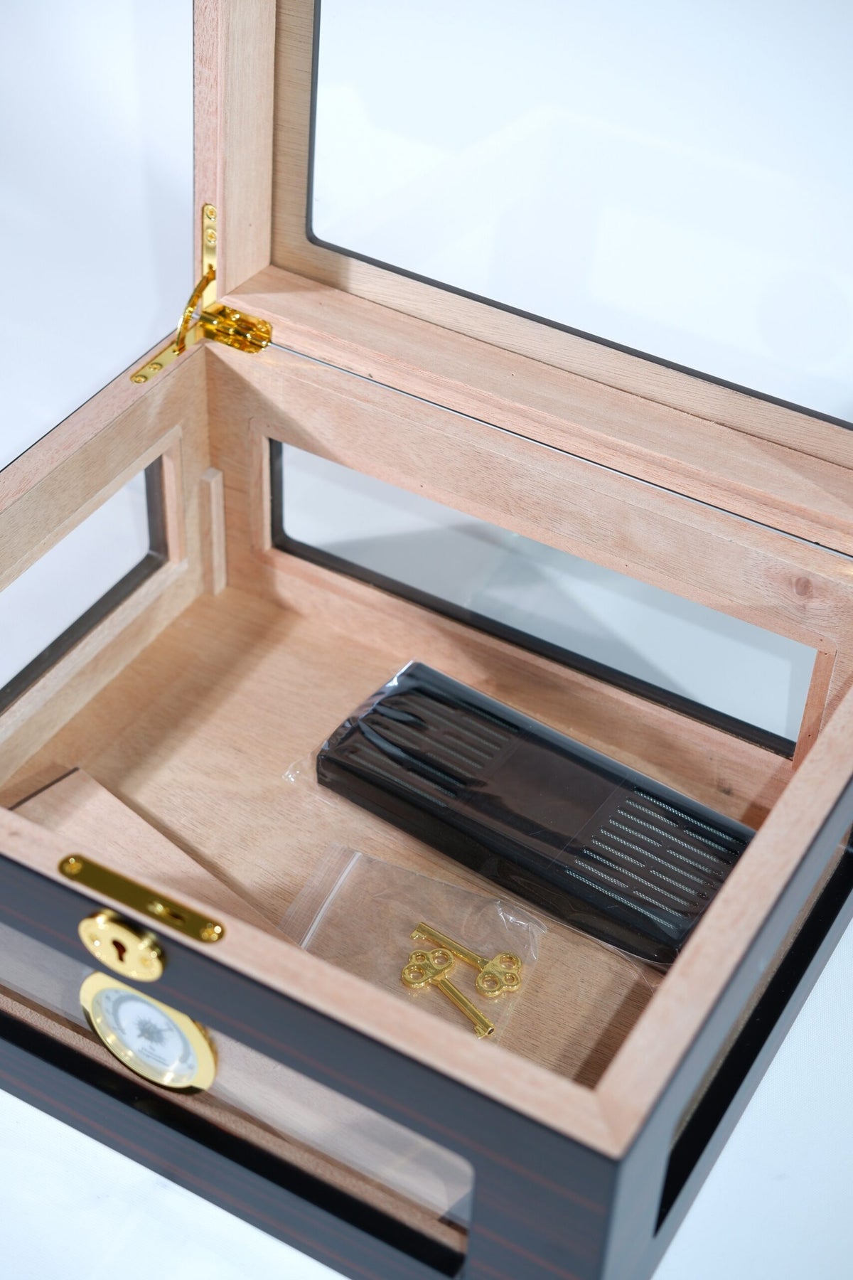 Parmida Kahverengi Sedir Ağacı Nemlendirici Humidor PHUM0218 – genel görünüm