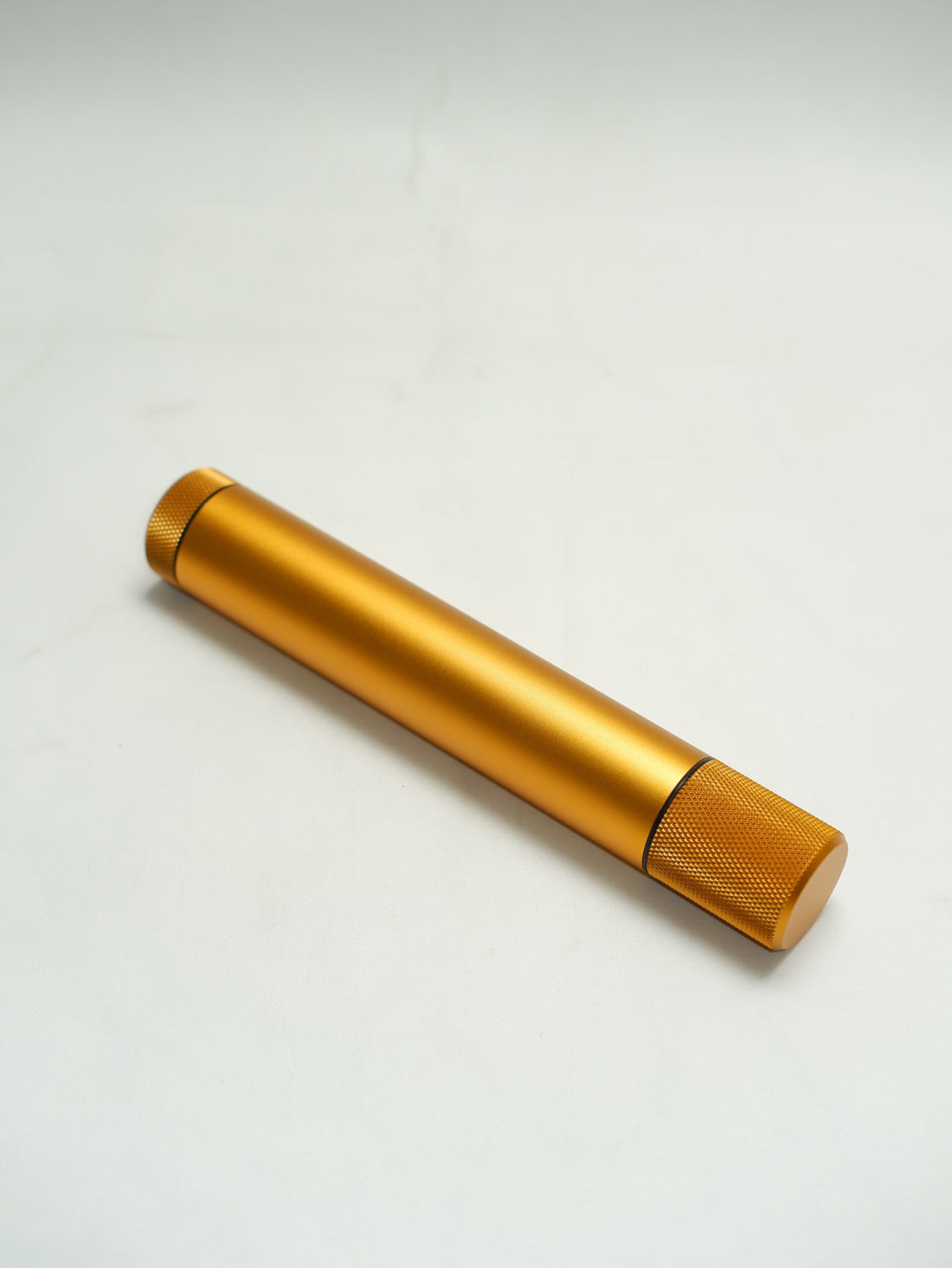 Parmida Gold Puro Tüpü ve Puro Stand PMT015