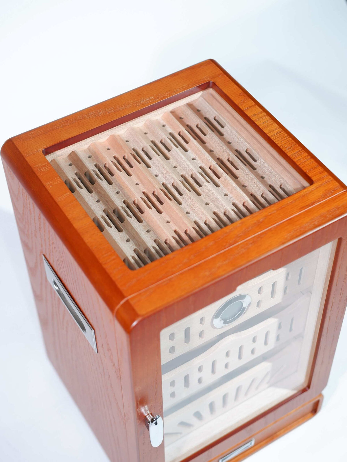 Parmida Kahverengi 3 Raflı Sedir Ağacı Nemlendirici Humidor PHUM0205 – yan görünüm