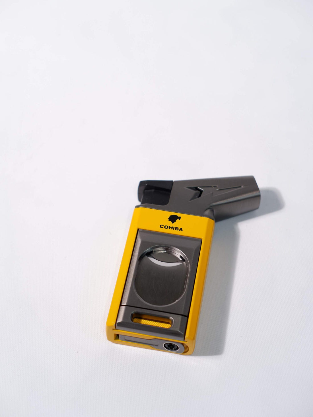Cohiba Makaslı ve Delicili Puro Çakmağı Sarı Renk CCM0654