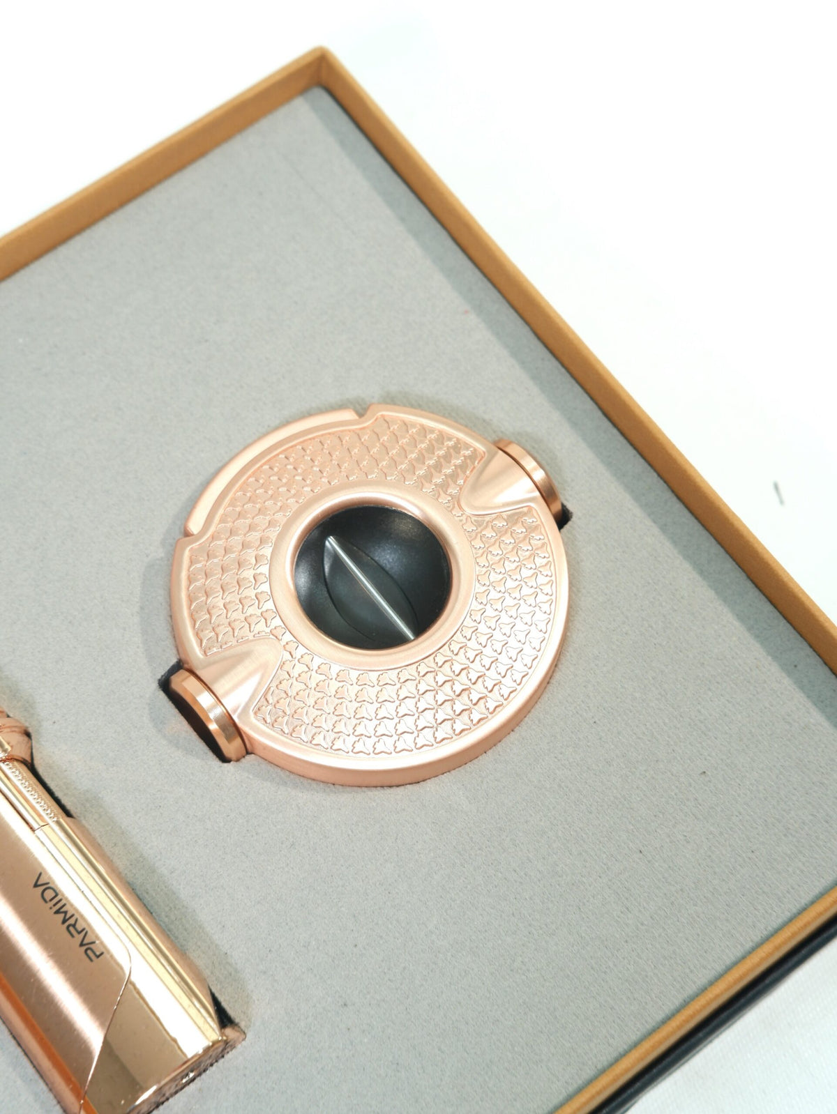 Parmida İkili Bronz Puro Seti PST0169 – yakından görünüm