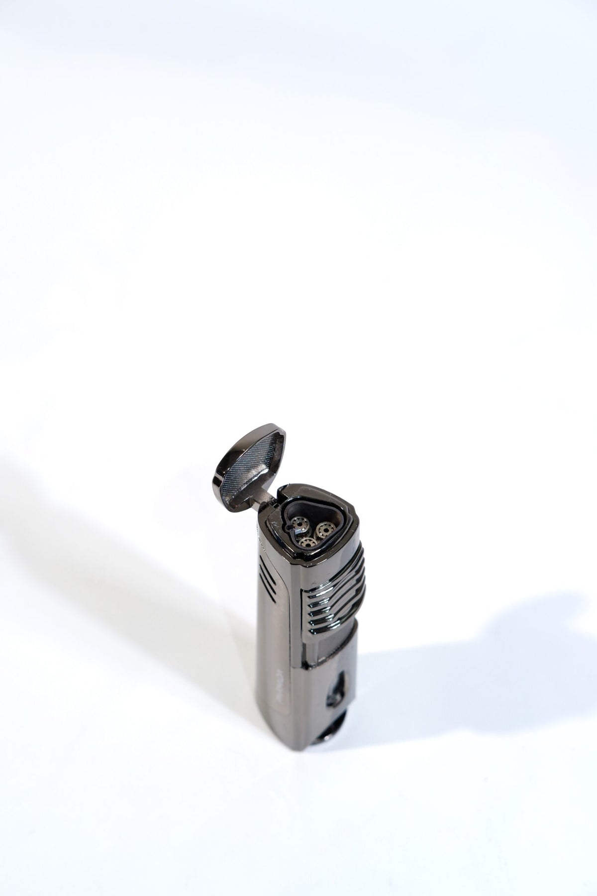 Parmida Gunmetal 3 Torch Delicili Puro Çakmak PCM0915 – detay görünümü