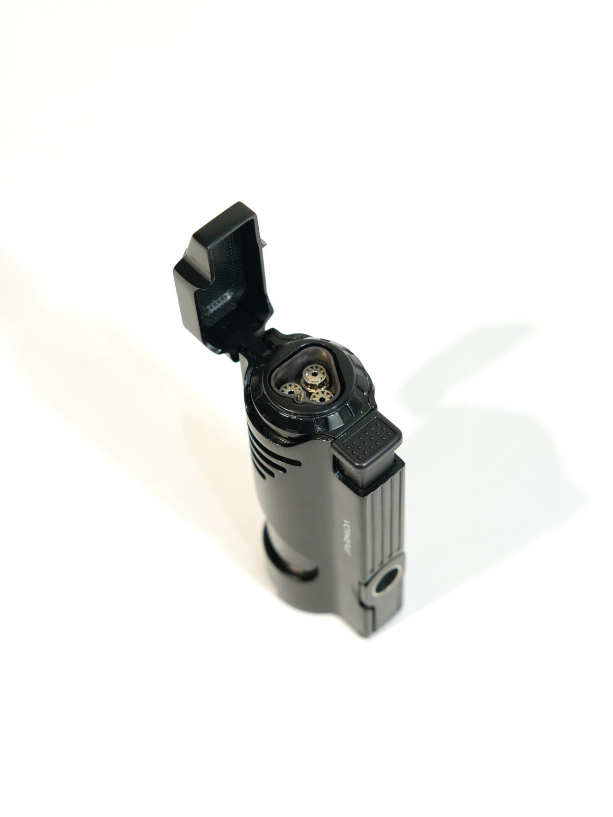 Parmida Siyah Üç Torch Puro Çakmak PCM0963 – yakından görünüm